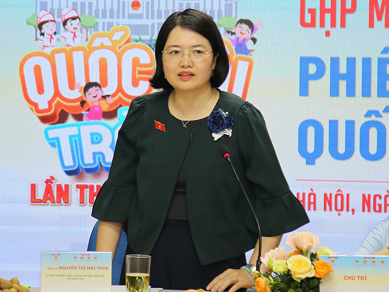 Ủy viên Thường trực Ủy ban Văn hóa, Giáo dục của Quốc hội Nguyễn Thị Mai Thoa chia sẻ về các mô hình, giải pháp lắng nghe ý kiến, đồng hành với trẻ em của Văn phòng Quốc hội.