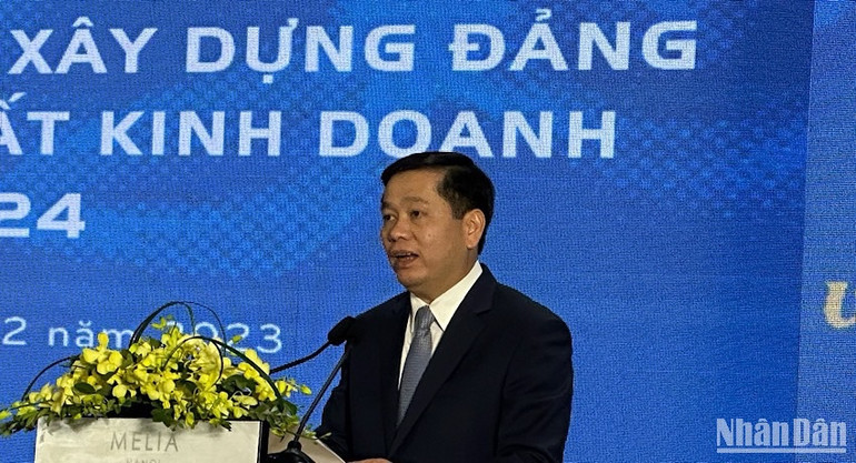 Đồng chí Nguyễn Long Hải, Uỷ viên Dự khuyết Ban chấp hành Trung ương Đảng, Bí thư Đảng uỷ Khối Doanh nghiệp Trung ương phát biểu tại Hội nghị. Đồng chí Nguyễn Long Hải, Uỷ viên Dự khuyết Ban chấp hành Trung ương Đảng, Bí thư Đảng uỷ Khối Doanh nghiệp Trung ương phát biểu tại Hội nghị.