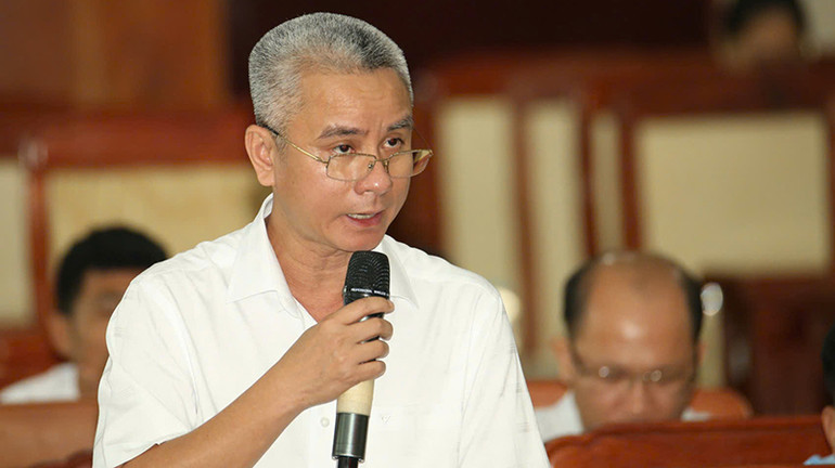 Đại biểu đóng góp ý kiến, đề xuất tại buổi đối thoại.