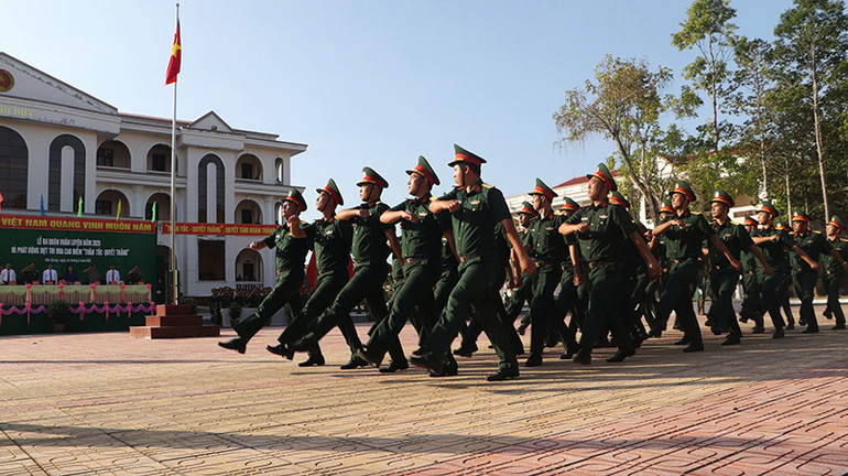 Quang cảnh buổi lễ ra quân huấn luyện năm 2025.