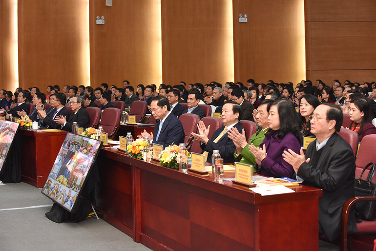 Các đại biểu tham dự hội nghị. Các đại biểu tham dự hội nghị.