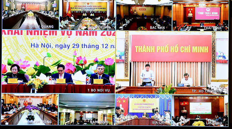 Hội nghị tổ chức dưới hình thức trực tiếp và trực tuyến đến các điểm cầu trong cả nước. Hội nghị tổ chức dưới hình thức trực tiếp và trực tuyến đến các điểm cầu trong cả nước.