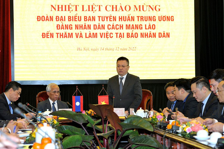 [Ảnh] Đoàn đại biểu cấp cao Ban Tuyên huấn Trung ương Đảng Nhân dân Cách mạng Lào thăm Báo Nhân Dân ảnh 2