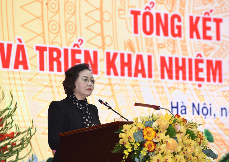 Bộ trưởng Nội vụ Phạm Thị Thanh Trà chủ trì hội nghị. Bộ trưởng Nội vụ Phạm Thị Thanh Trà chủ trì hội nghị.