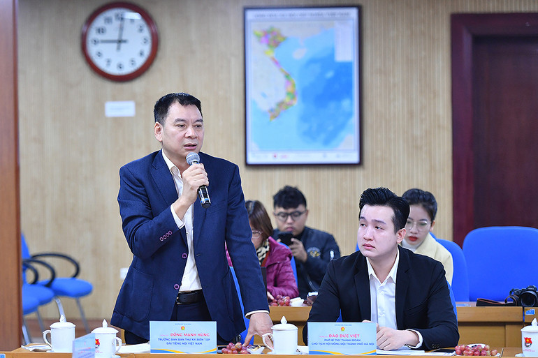 Đại diện các bộ, ngành, đoàn thể nêu ý kiến tại Hội nghị.