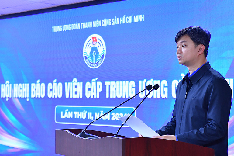 Bí thư Trung ương Đoàn, Chủ tịch Hội Sinh viên Việt Nam Nguyễn Minh Triết phát biểu tại Hội nghị.