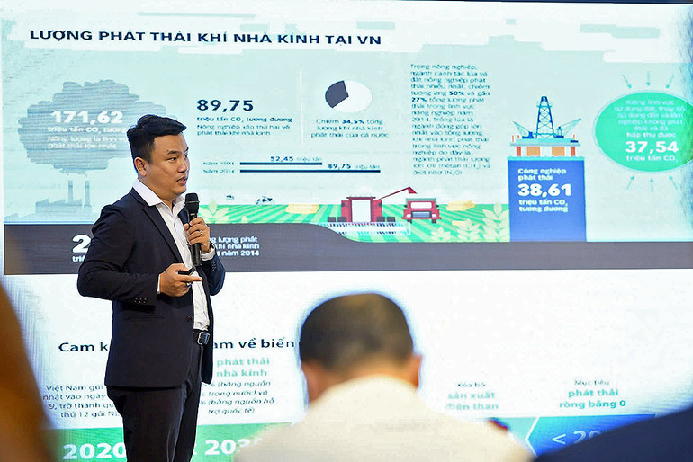 Các chuyên gia chia sẻ kinh nghiệm, kiến thức chuyên sâu tại Diễn đàn.