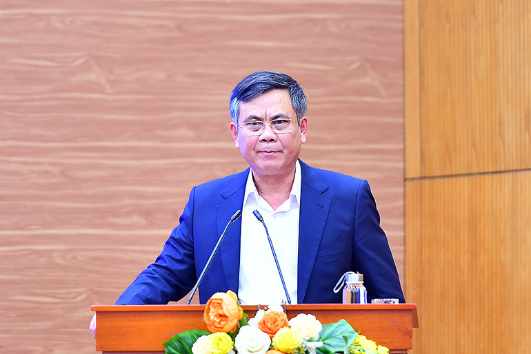 Đồng chí Trần Thắng đề nghị tuổi trẻ Khối thực hiện tốt chủ trương sắp xếp, tinh gọn bộ máy.