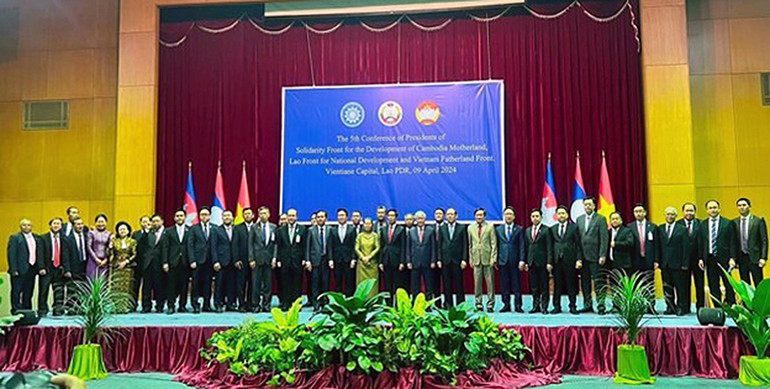 Hội nghị Chủ tịch Mặt trận 3 nước Campuchia - Lào - Việt Nam lần thứ 5 diễn ra tại Thủ đô Viêng Chăn (Lào), ngày 9/4/2024.