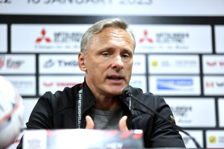 HLV Antoine Hey của đội tuyển Myanmar. (Ảnh: VFF)