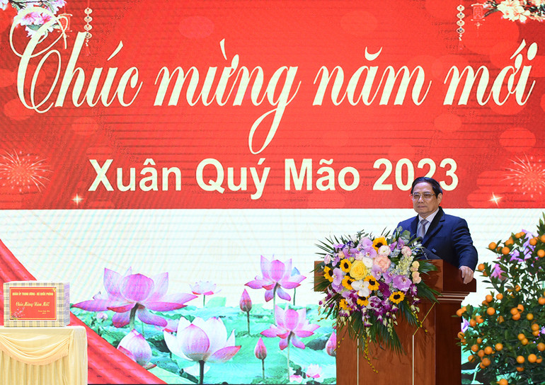 Thủ tướng Phạm Minh Chính giao nhiệm vụ và chúc Tết cán bộ, chiến sĩ Bộ Tư lệnh Binh chủng Tăng Thiết giáp. Thủ tướng Phạm Minh Chính giao nhiệm vụ và chúc Tết cán bộ, chiến sĩ Bộ Tư lệnh Binh chủng Tăng Thiết giáp.