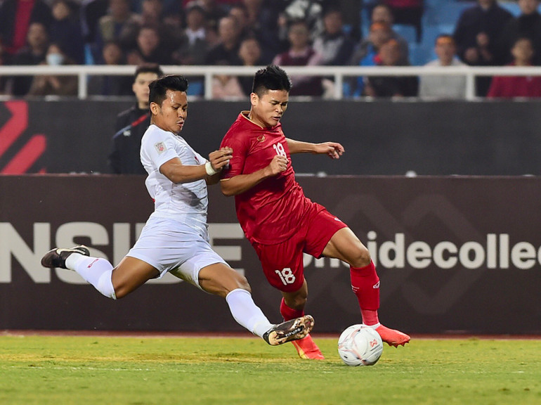 Các cầu thủ Myanmar có khởi đầu khá tốt.