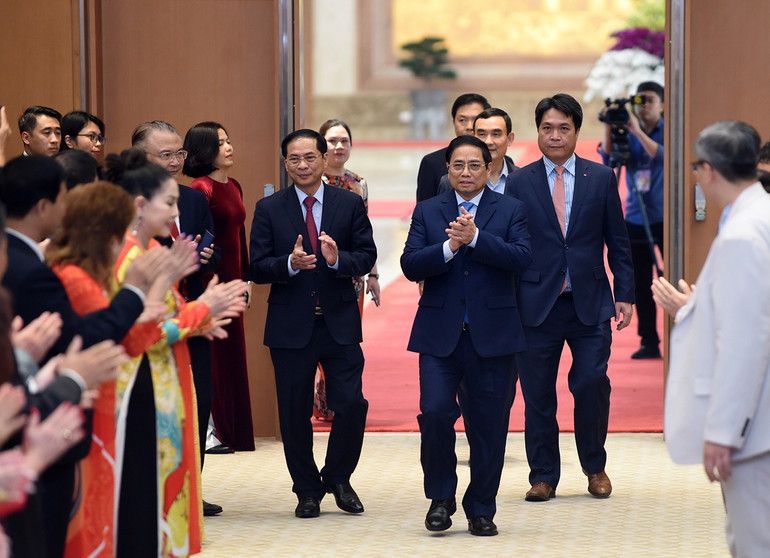 Thủ tướng Phạm Minh Chính đến dự buổi gặp mặt kiều bào tiêu biểu.