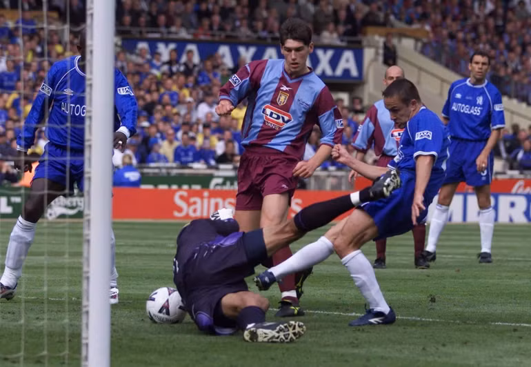 Villa từng để thua Chelsea 0-1 trong trận chung kết FA năm 2000. (Ảnh: AstonVillaFC)