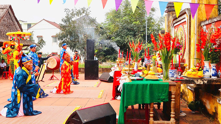 Lễ hội Cầu Bông ở làng rau Trà Quế. Ảnh | QUỐC TUẤN Lễ hội Cầu Bông ở làng rau Trà Quế. Ảnh | QUỐC TUẤN