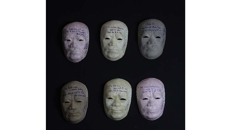 Tác phẩm của nhà văn Nguyễn Việt Hà.