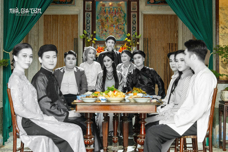 Nhà gia tiên hiện đang giữ vị trí quán quân trong danh sách phim kinh dị ăn khách nhất với doanh thu phòng vé 242 tỷ đồng. Nhà gia tiên hiện đang giữ vị trí quán quân trong danh sách phim kinh dị ăn khách nhất với doanh thu phòng vé 242 tỷ đồng.