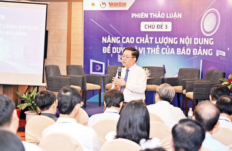 Trưởng Ban Tuyên giáo Trung ương Nguyễn Trọng Nghĩa phát biểu ý kiến tại Hội nghị báo Đảng toàn quốc. Ảnh: DUY LINH.