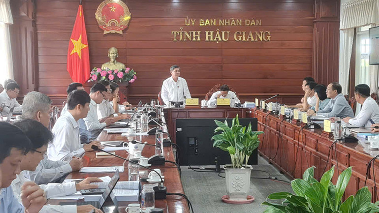 Quang cảnh buổi làm việc.