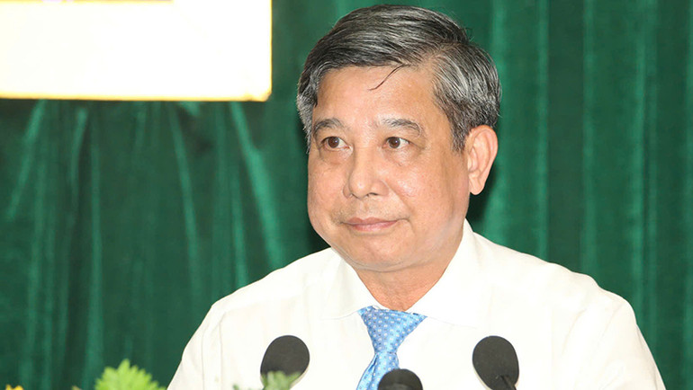 Đồng chí Đồng văn Thanh, Bí thư Tỉnh ủy, Chủ tịch Ủy ban nhân dân tỉnh Hậu Giang, phát biểu chỉ đạo tại hội nghị.