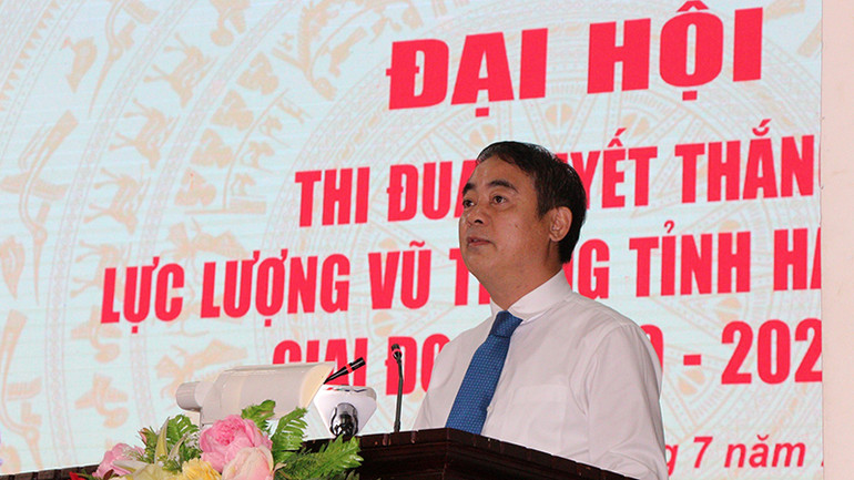 Đồng chí Nghiêm Xuân Thành, Ủy viên Trung ương Đảng, Bí thư Tỉnh ủy Hậu Giang, phát biểu tại Đại hội.