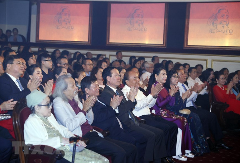 [Ảnh] Chương trình nghệ thuật kỷ niệm 100 năm ngày sinh Nhạc sĩ Văn Cao ảnh 6