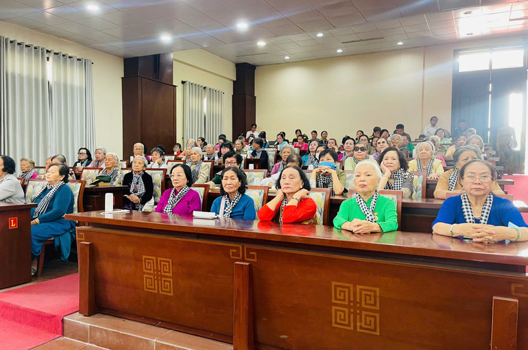 Các đại biểu tham dự. (Ảnh: CHI MAI)