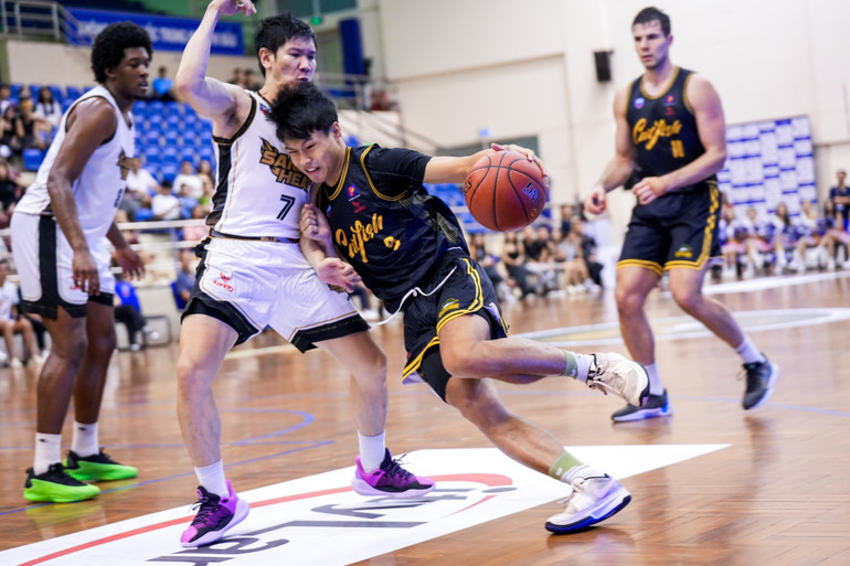 Dù rất cố gắng, Cantho Catfish không thể nhanh chóng thu hẹp khoảng cách điểm số. (Ảnh: VBA) Dù rất cố gắng, Cantho Catfish không thể nhanh chóng thu hẹp khoảng cách điểm số. (Ảnh: VBA)