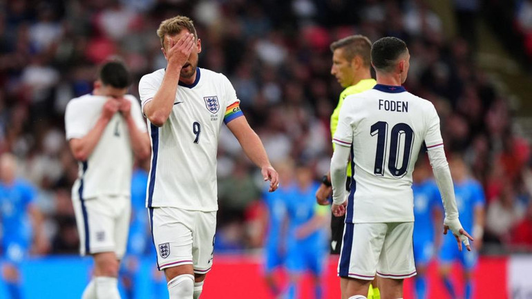Các trụ cột quá tải là một trong những nguyên nhân khiến đội tuyển Anh gục ngã tại EURO.