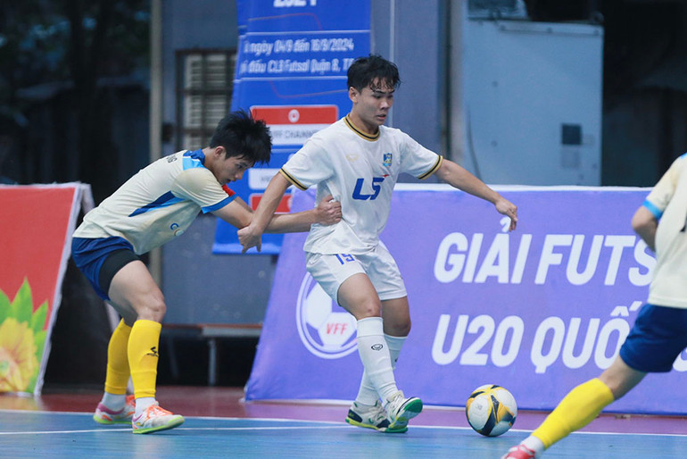 Trận chung kết giữa Thái Sơn Bắc và Sài Gòn Titans TP Hồ Chí Minh diễn ra quyết liệt. (Ảnh: VFF)