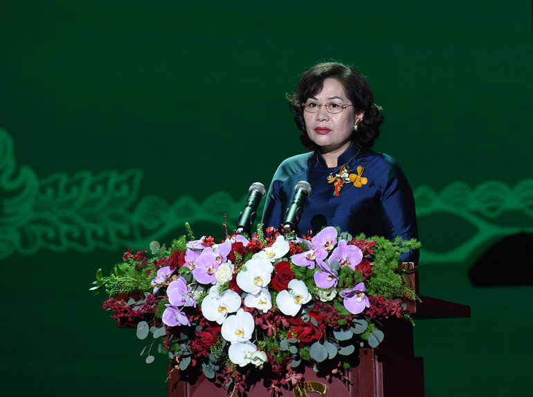 Thống đốc Ngân hàng Nhà nước Việt Nam Nguyễn Thị Hồng phát biểu.