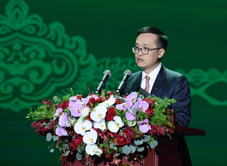 Chủ tịch Vietcombank Phạm Quang Dũng phát biểu.