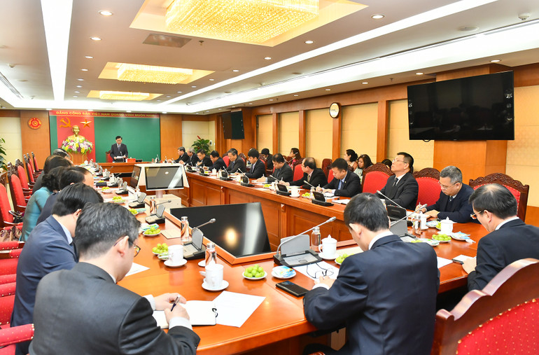 Quang cảnh buổi gặp mặt Đại diện các Trưởng Cơ quan đại diện Việt Nam ở nước ngoài. Quang cảnh buổi gặp mặt Đại diện các Trưởng Cơ quan đại diện Việt Nam ở nước ngoài.