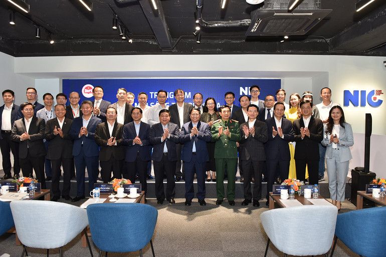 [Ảnh] Thủ tướng Phạm Minh Chính thăm Trung tâm Đổi mới sáng tạo Quốc gia ảnh 9