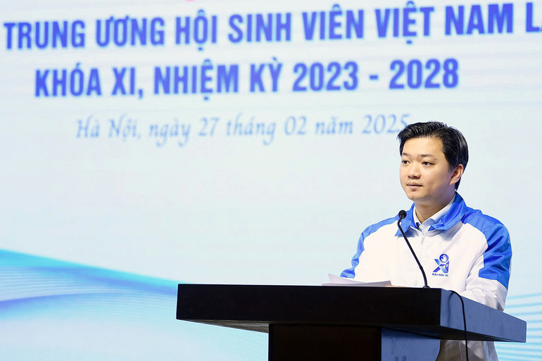 Bí thư Trung ương Đoàn, Chủ tịch Hội Sinh viên Việt Nam Nguyễn Minh Triết phát biểu ý kiến tại Hội nghị.