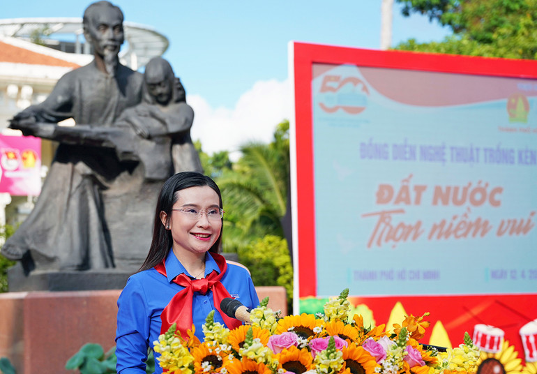 Đồng chí Nguyễn Phạm Duy Trang phát biểu ý kiến tại chương trình.