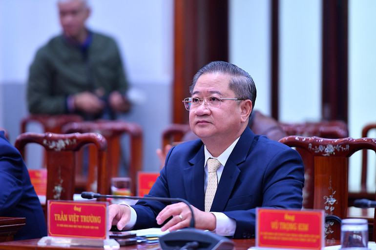 Tân Phó Chủ tịch Ủy ban Trung ương Mặt trận Tổ quốc Việt Nam khóa X, nhiệm kỳ 2024-2029 Trần Việt Trường. Tân Phó Chủ tịch Ủy ban Trung ương Mặt trận Tổ quốc Việt Nam khóa X, nhiệm kỳ 2024-2029 Trần Việt Trường.