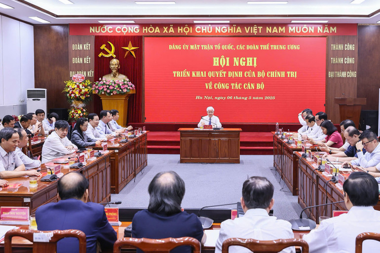 Các đại biểu dự Hội nghị.