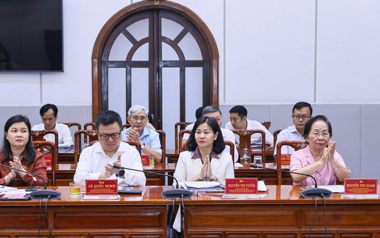 Các đại biểu dự Hội nghị.