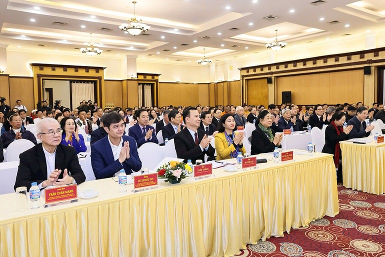 Các đại biểu dự Hội nghị.