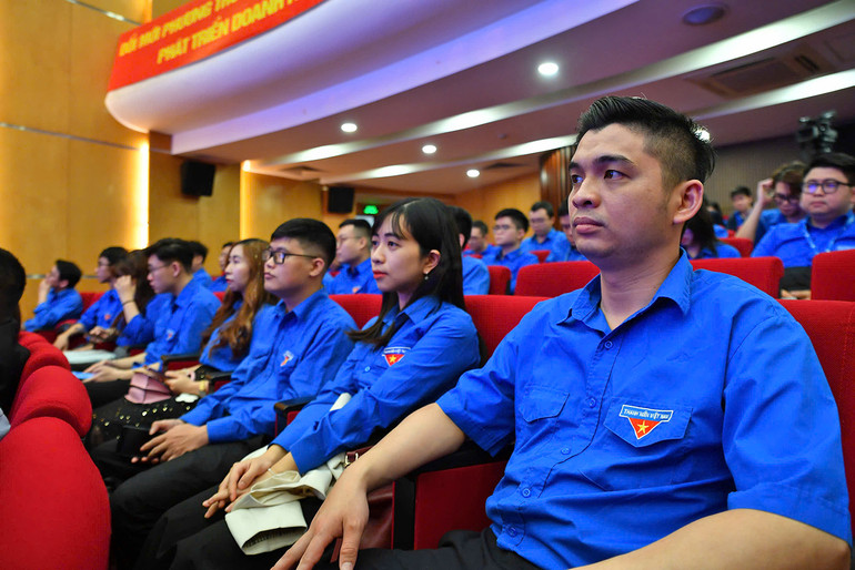 Đoàn viên, thanh niên VNPT tại đầu cầu Hà Nội.