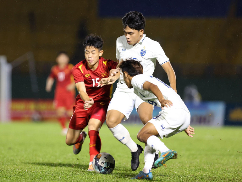 U19 Thái Lan tìm kiếm cơ hội. (Ảnh: VFF)