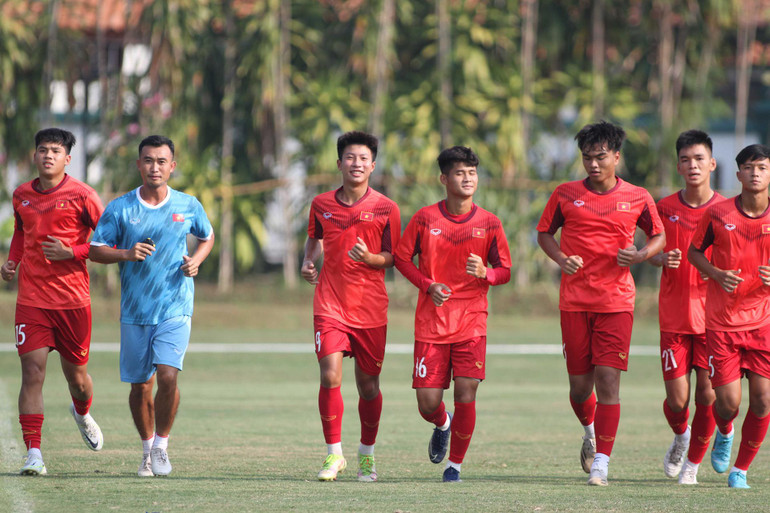 Không khí hứng khởi của buổi tập. (Ảnh: VFF) Không khí hứng khởi của buổi tập. (Ảnh: VFF)