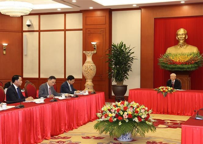 Tổng Bí thư Nguyễn Phú Trọng điện đàm với Tổng thống Indonesia Joko Widodo.