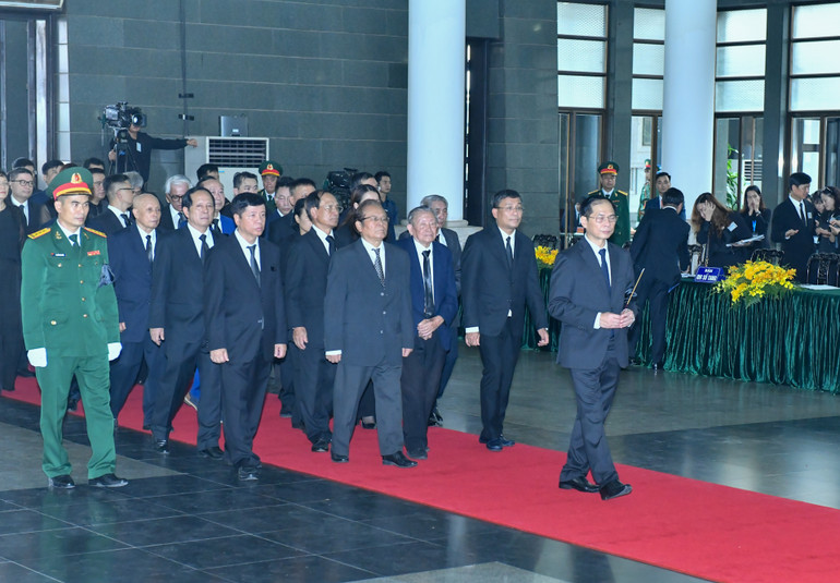 Toàn cảnh Lễ viếng Tổng Bí thư Nguyễn Phú Trọng: Trang nghiêm và xúc động ảnh 138