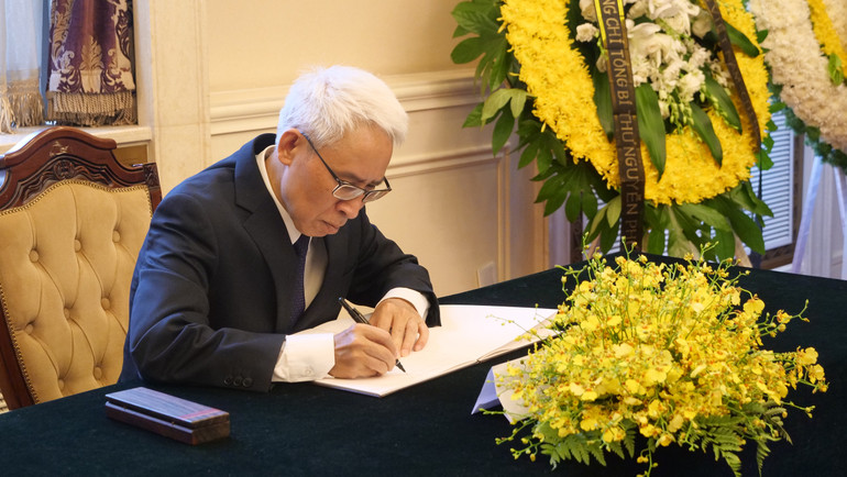 Toàn cảnh Lễ viếng Tổng Bí thư Nguyễn Phú Trọng: Trang nghiêm và xúc động ảnh 260