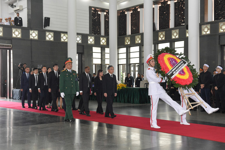 Toàn cảnh Lễ viếng Tổng Bí thư Nguyễn Phú Trọng: Trang nghiêm và xúc động ảnh 344