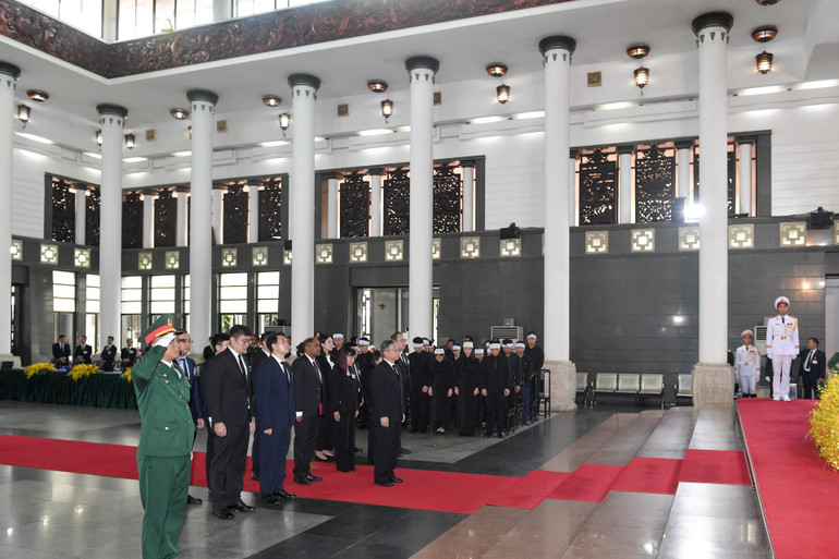 Toàn cảnh Lễ viếng Tổng Bí thư Nguyễn Phú Trọng: Trang nghiêm và xúc động ảnh 345