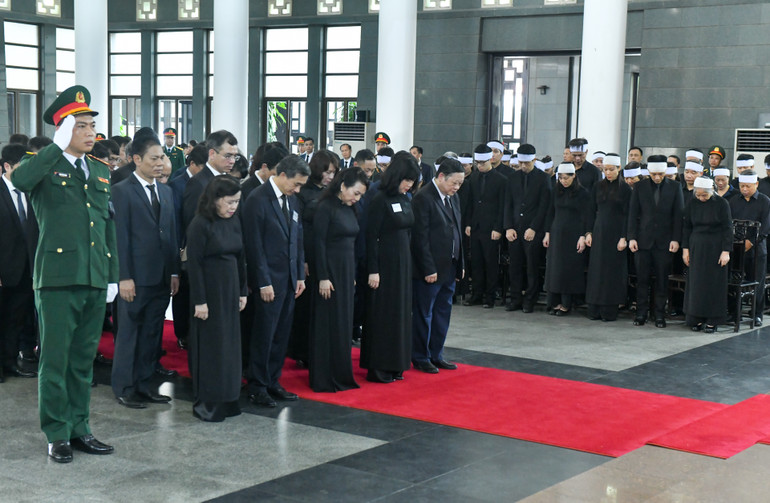 Toàn cảnh Lễ viếng Tổng Bí thư Nguyễn Phú Trọng: Trang nghiêm và xúc động ảnh 198