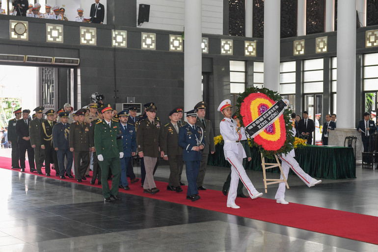 Toàn cảnh Lễ viếng Tổng Bí thư Nguyễn Phú Trọng: Trang nghiêm và xúc động ảnh 318